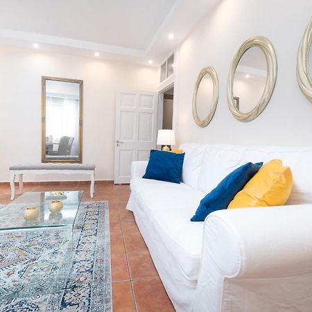 Old Town Gem - Elegant Guilford Apartment Corfu  外观 照片