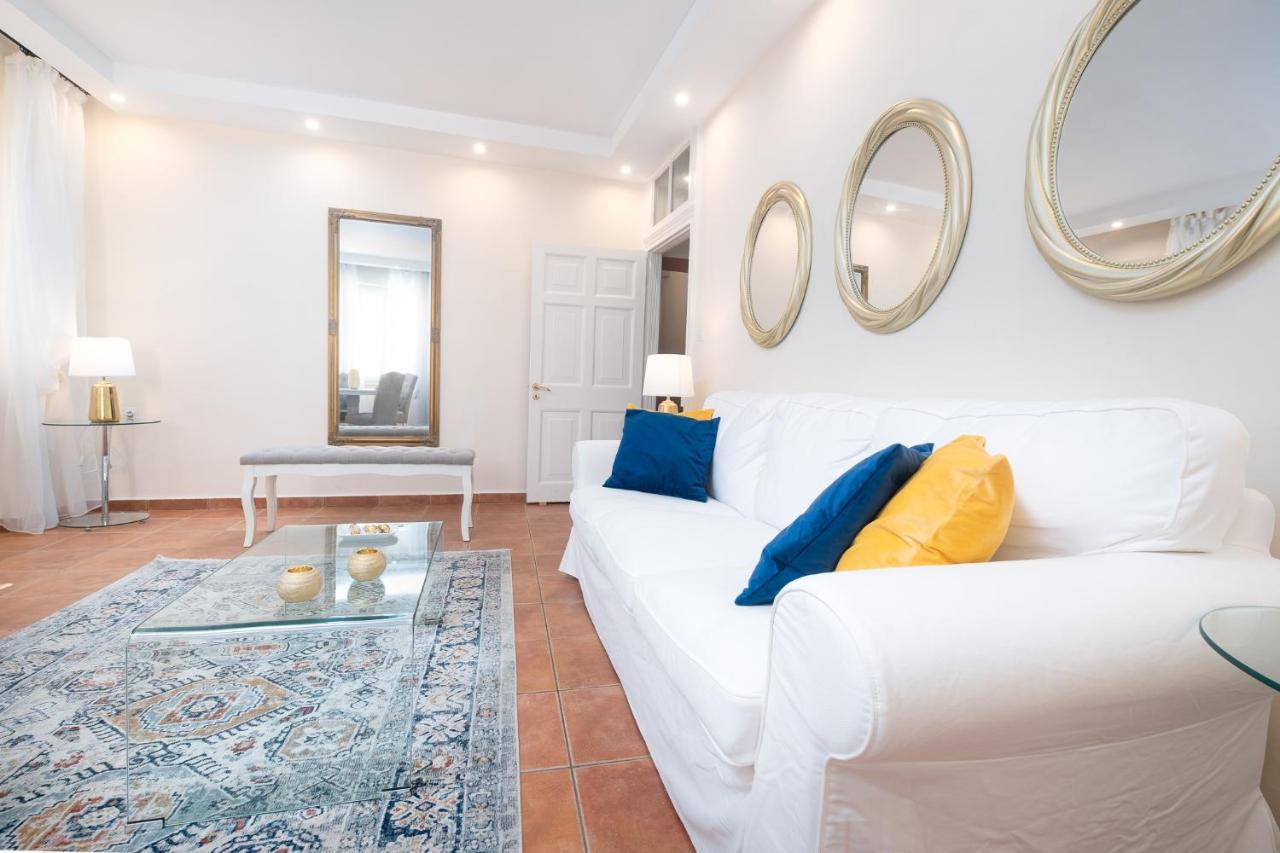 Old Town Gem - Elegant Guilford Apartment Corfu  外观 照片